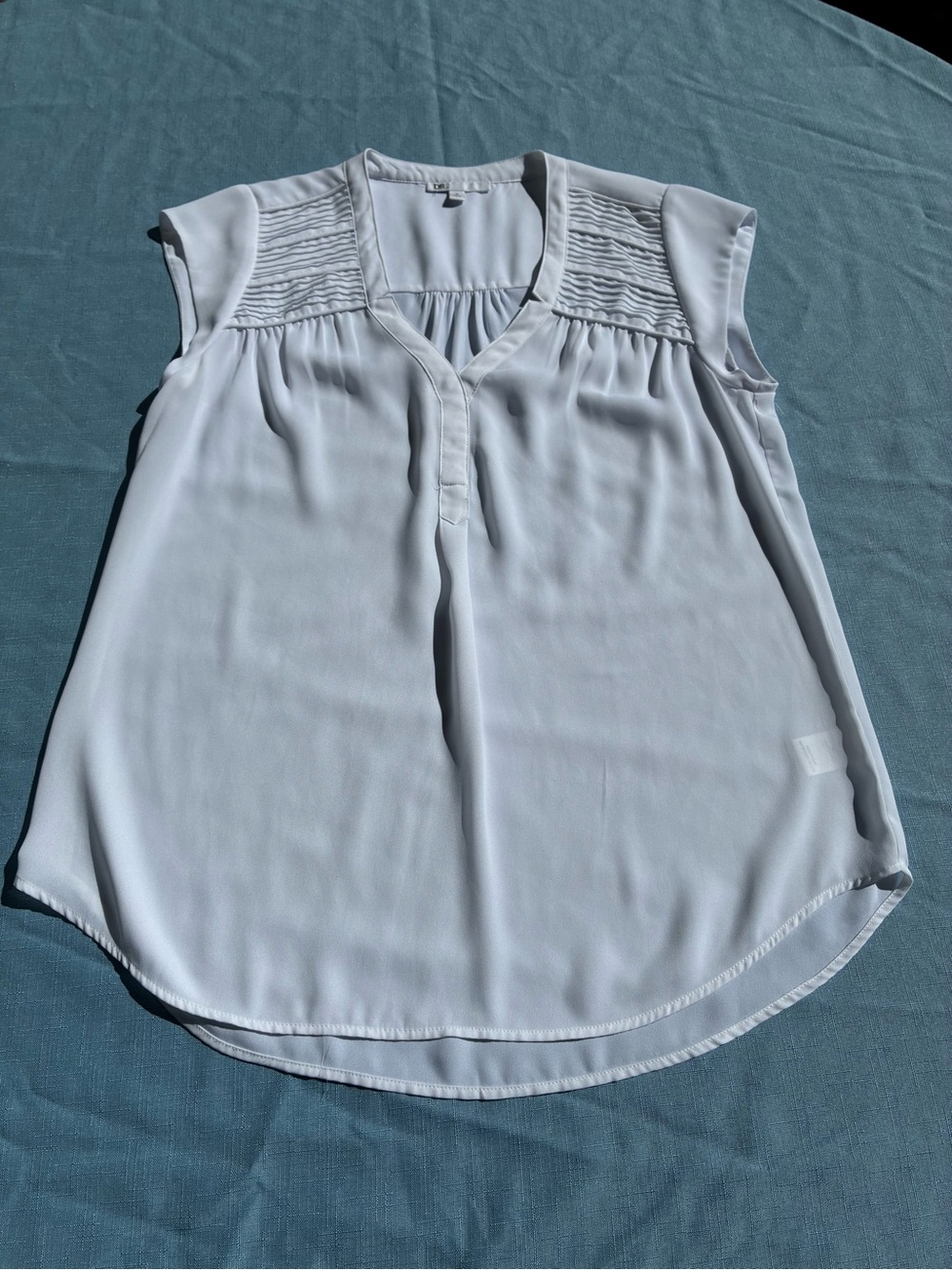 DR2 White Cap-Sleeve V-Neck Blouse with Pintuck Yoke